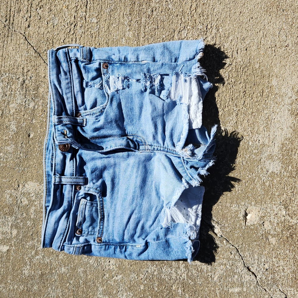 American Eagle womans shorts size 4